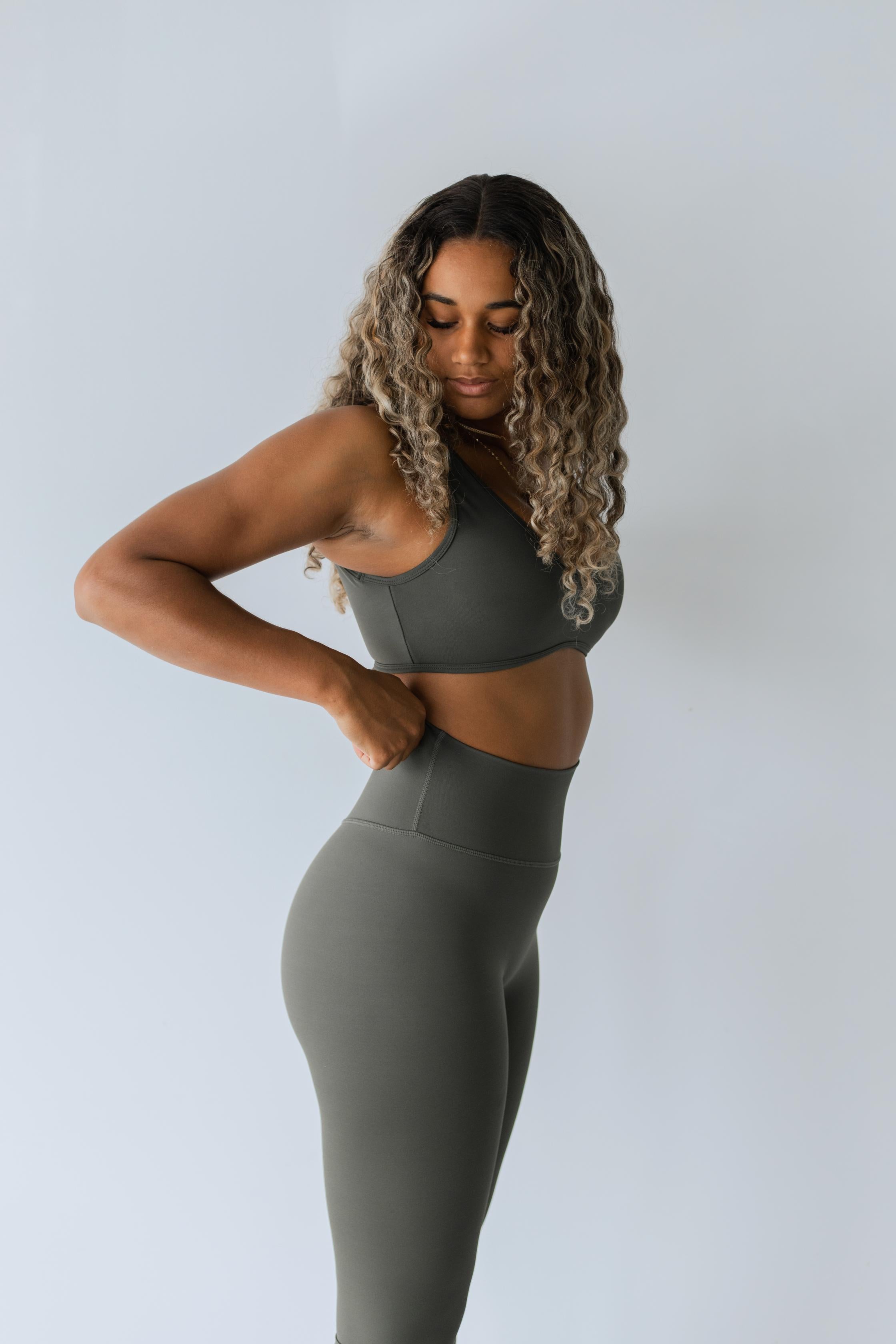Body Crop Bra in Evergreen – Suav activewear