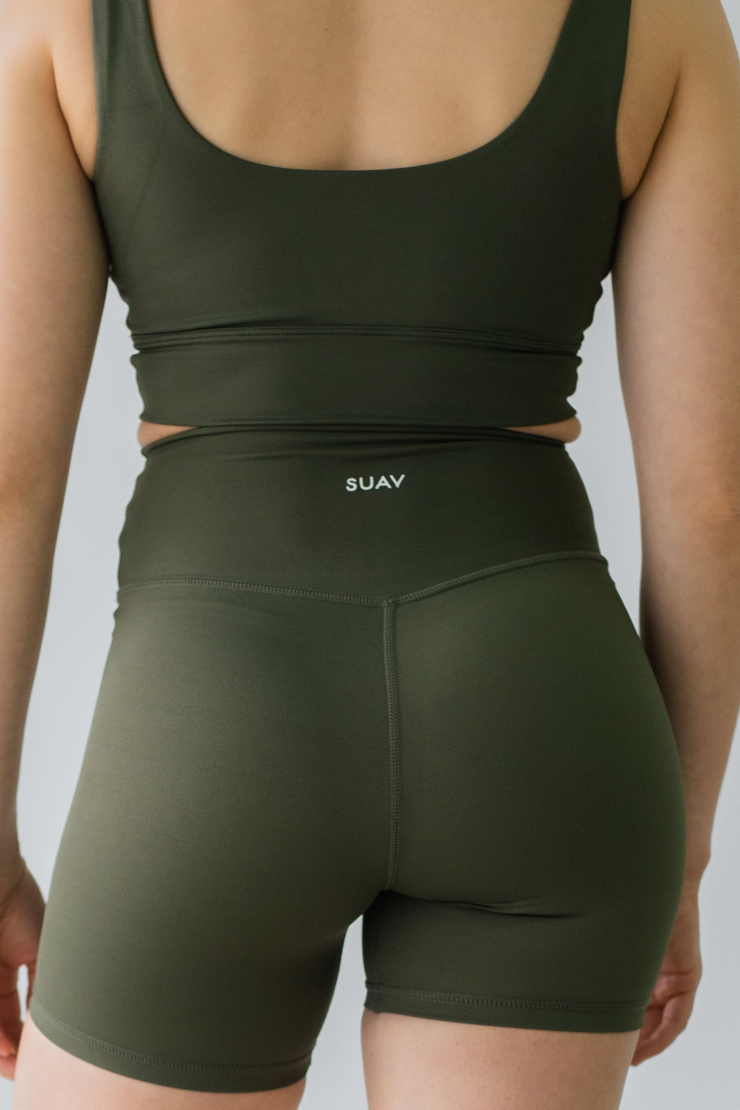 Form Bra in Jet Black – Suav activewear